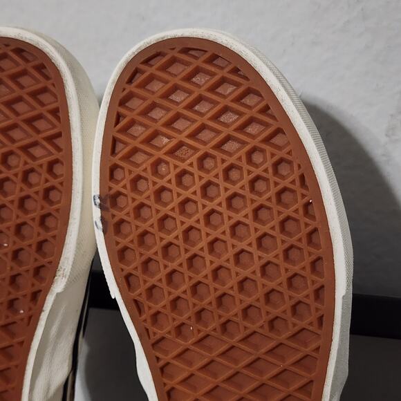 Vans Classic Slip-On UltraCush Women's Shoes Size 7.5 Textured Leopard Print - Picture 7 of 9